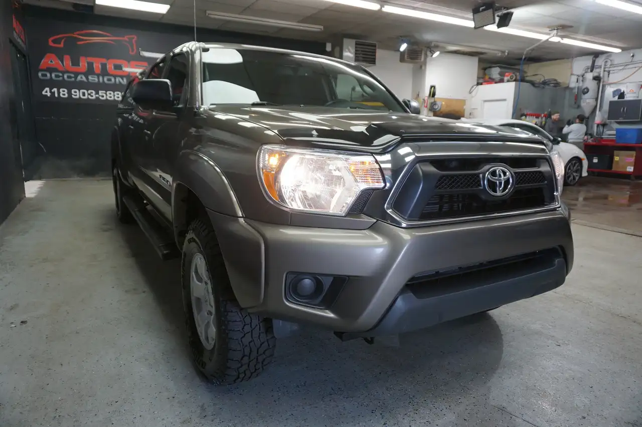 Toyota Tacoma снимка Toyota Tacoma