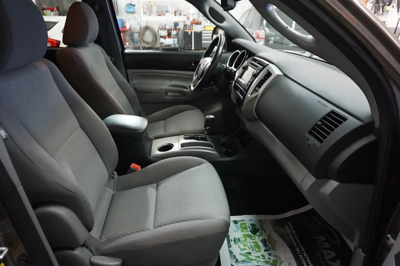 Toyota Tacoma снимка Toyota Tacoma