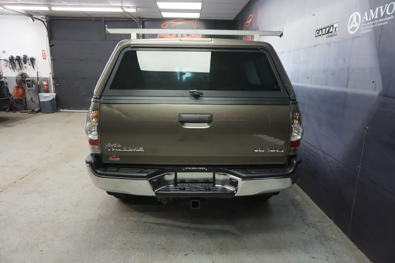 Toyota Tacoma снимка Toyota Tacoma