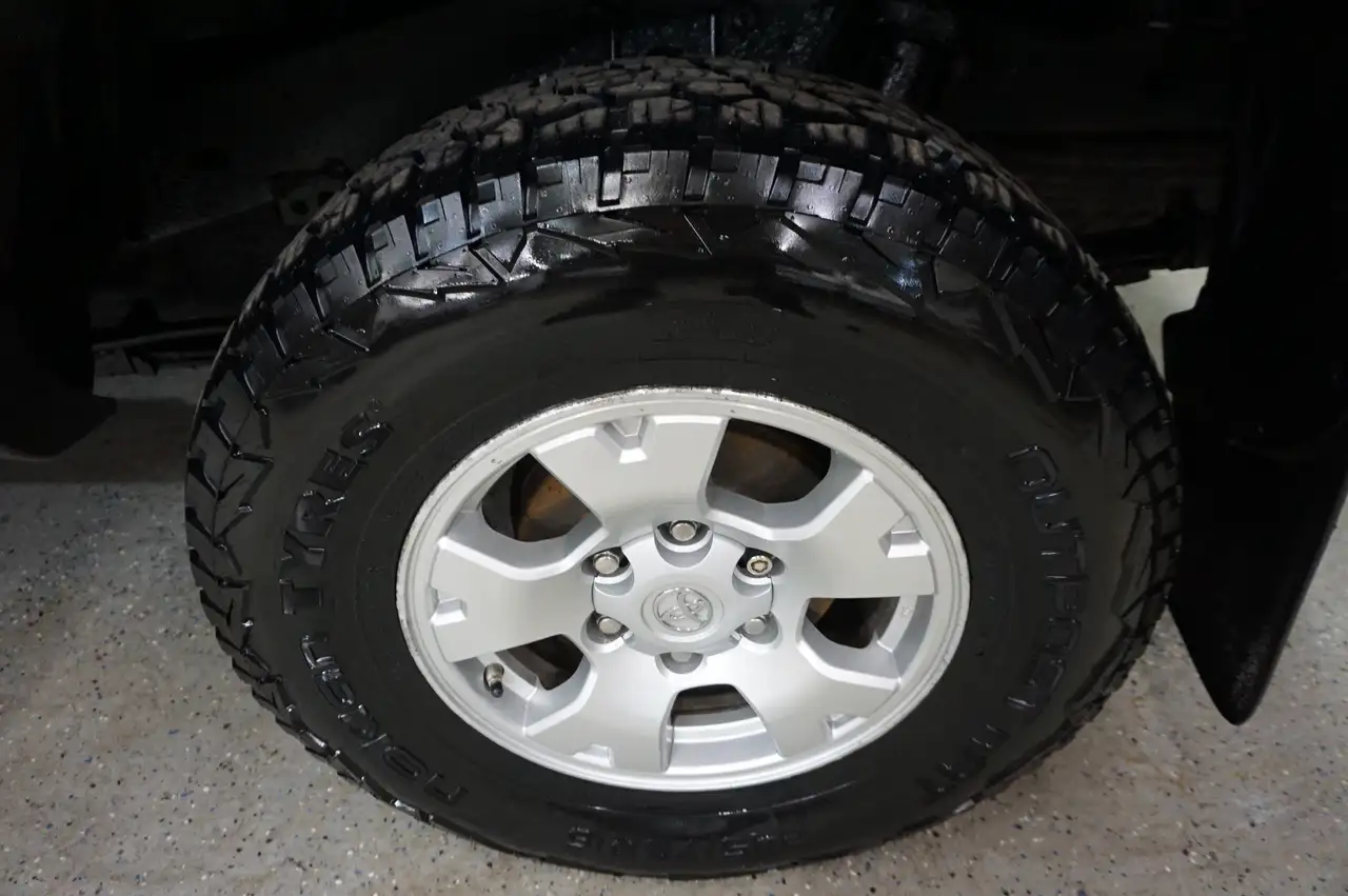Toyota Tacoma снимка Toyota Tacoma