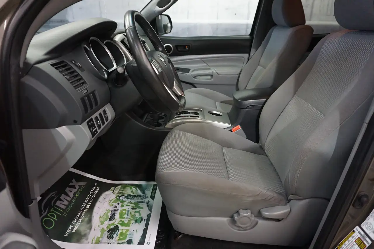 Toyota Tacoma снимка Toyota Tacoma