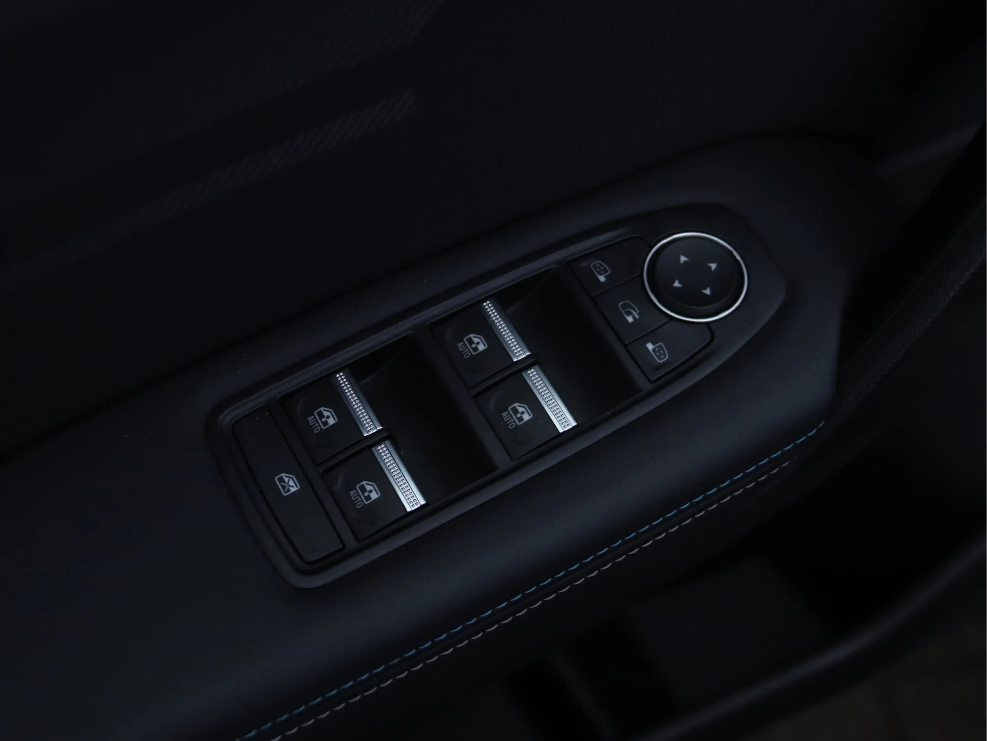 Renault Symbioz 1.8 E-Tech full hybrid 160 esprit Alpine PANORAMA — photo 11