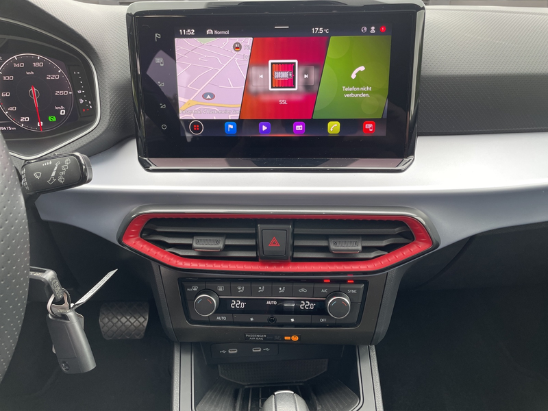 SEAT Ibiza 1.5 TSI DSG FR PANO LED VC NAV LM — photo 10