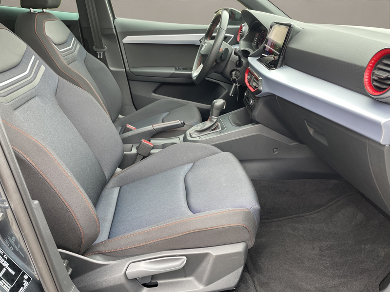 SEAT Ibiza 1.5 TSI DSG FR PANO LED VC NAV LM — photo 13