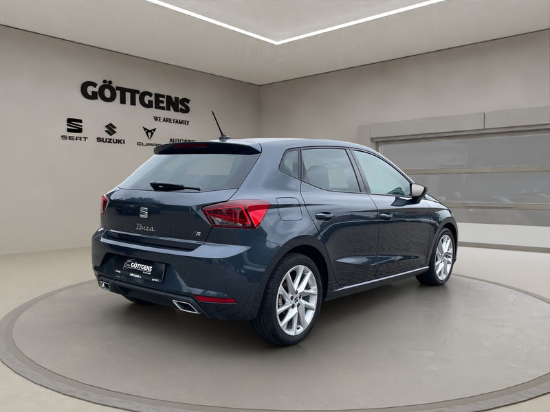 SEAT Ibiza 1.5 TSI DSG FR PANO LED VC NAV LM — photo 4