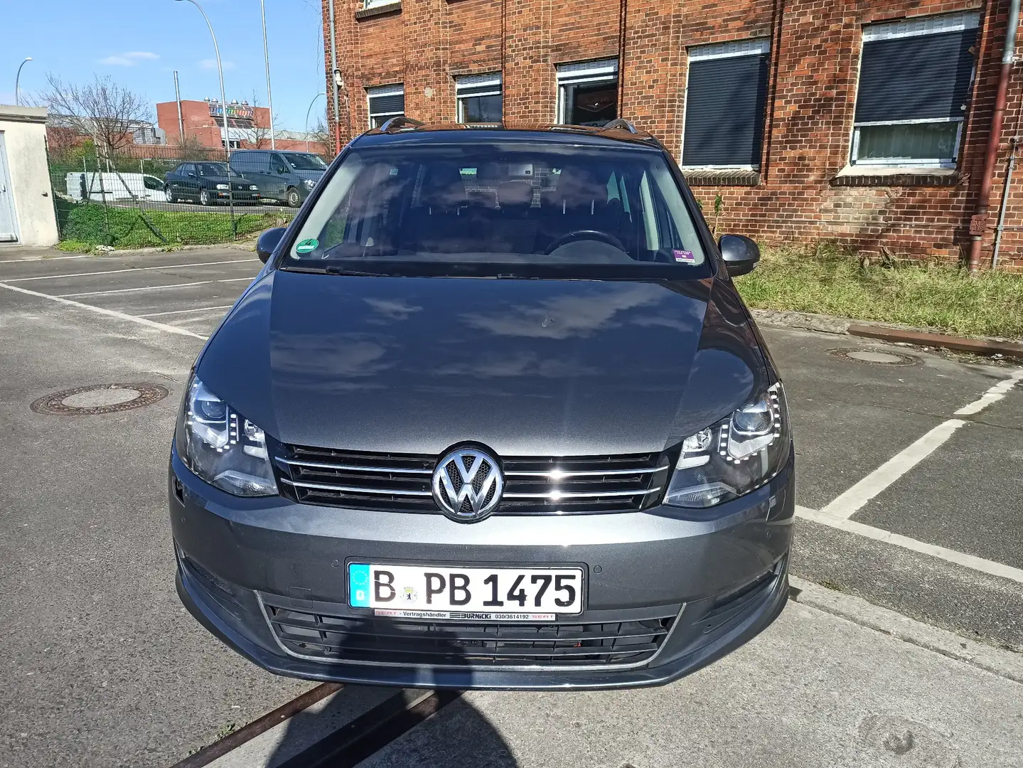 Volkswagen Sharan 2.0 TDI DSG BlueMotion Technology Comfortline - 1
