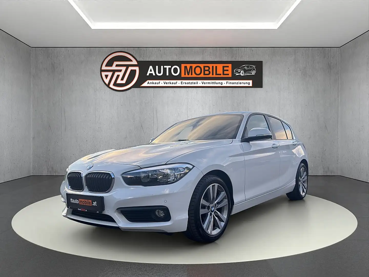 BMW 116 i Advantage Blanc - 1