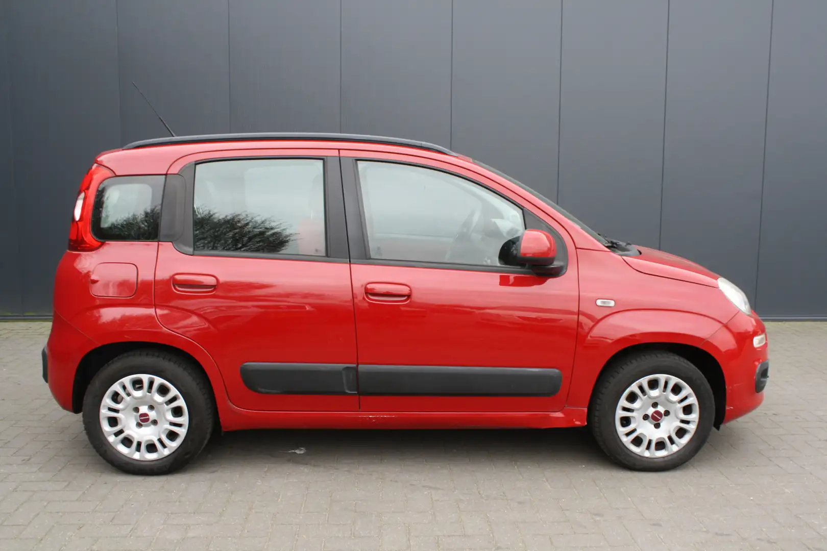Fiat Panda 0.9 TwinAir Edizione Cool - AUTOMAAT - AIRCO - APK Rojo - 2