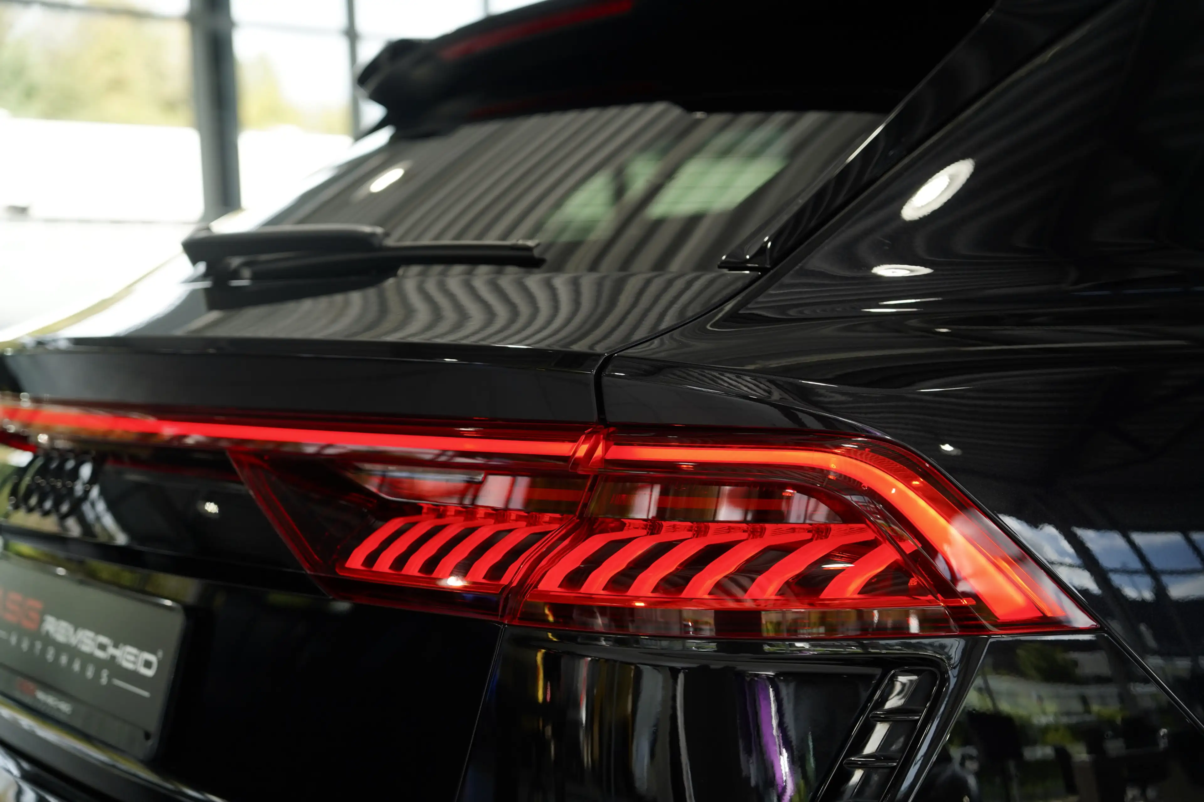 Audi RS Q8 q. *23Zoll *Keramik *Pano *RS-AGA *Dynamik — photo 14