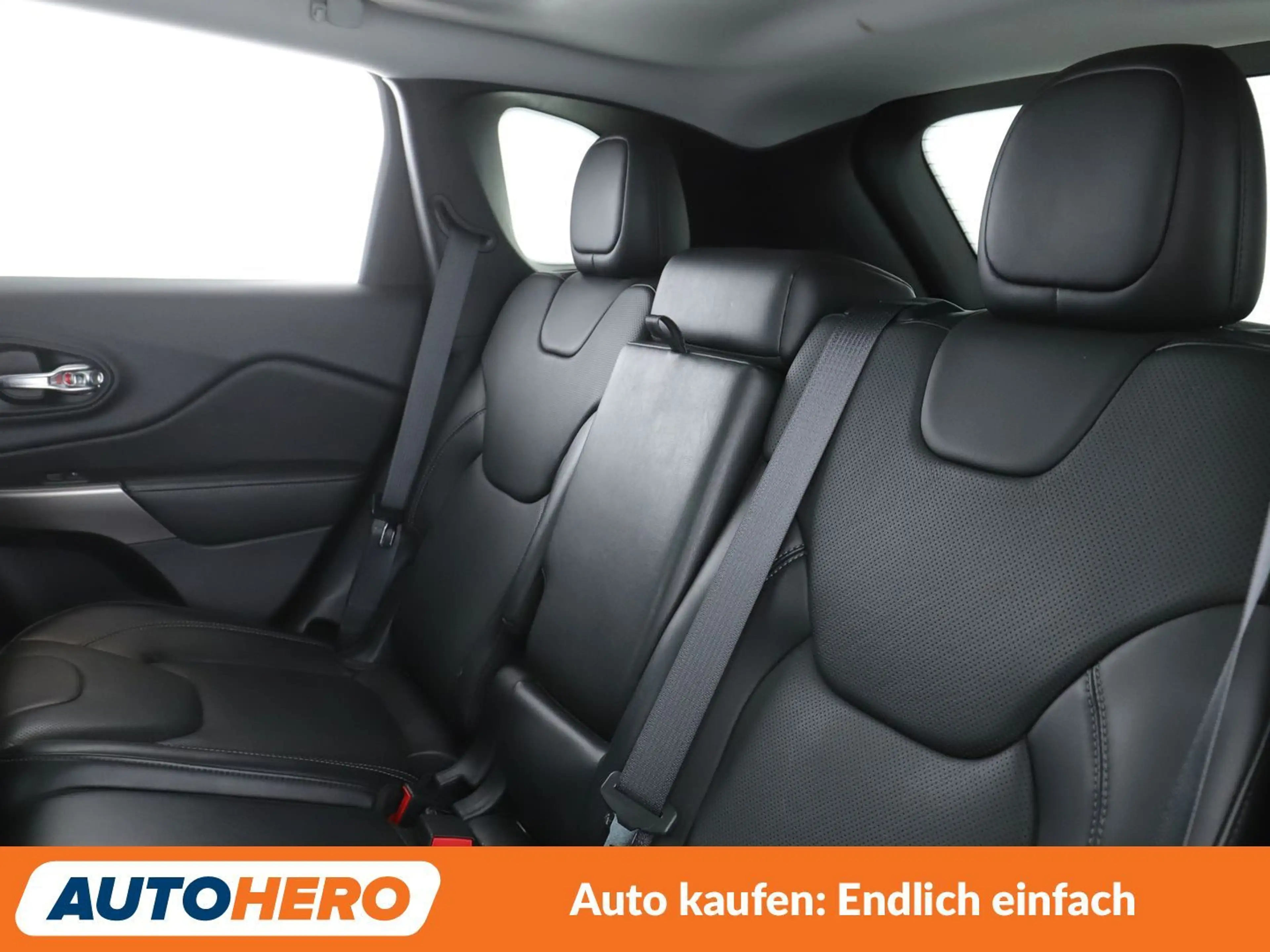 Jeep Cherokee 2.2 M-Jet Overland 4x4 Aut.*NAV*BI-XENON*ACC*CAM* — photo 14