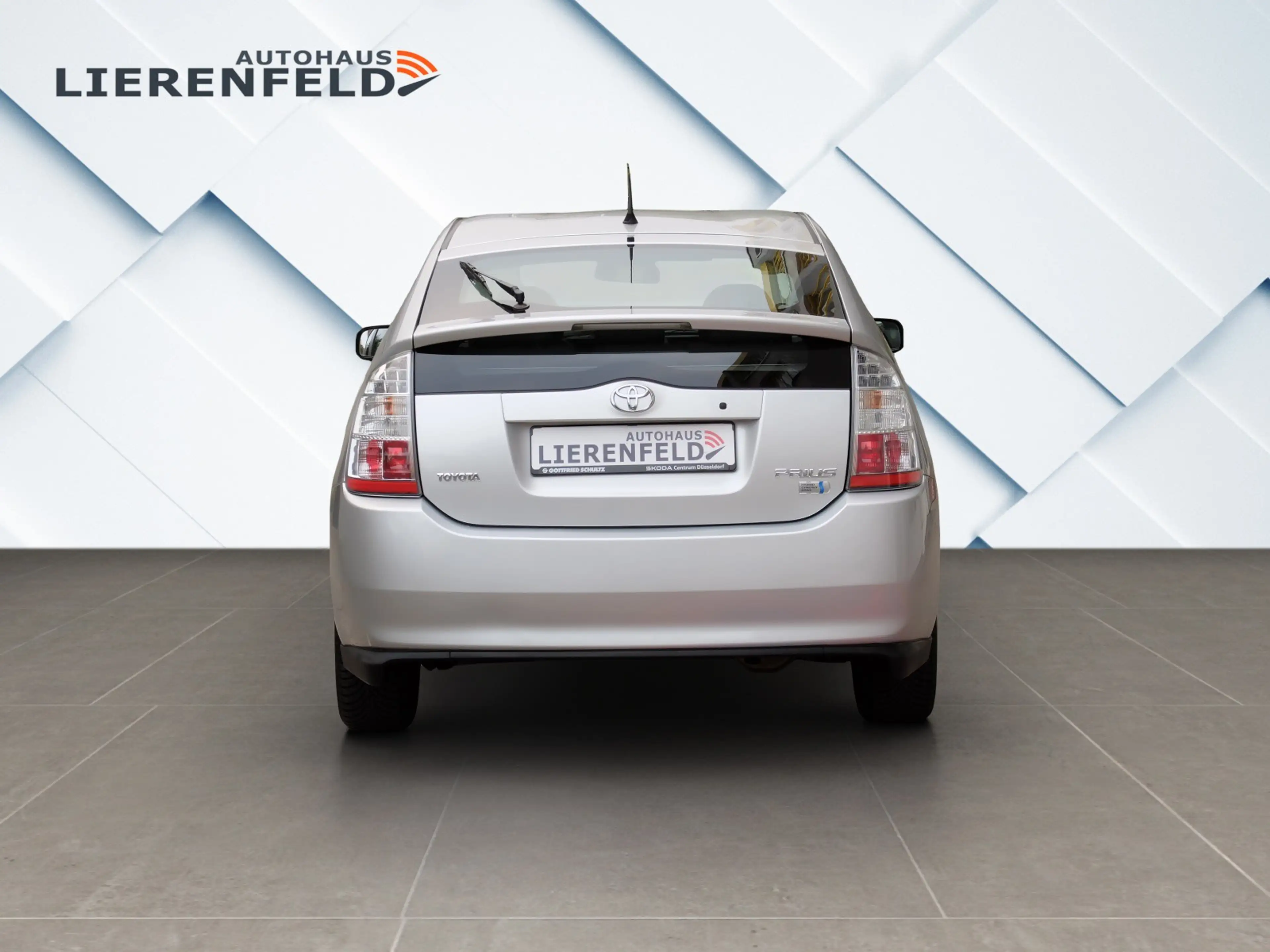Toyota Prius+ Prius 1.5 Hybrid Executive TOYOTA Scheckheft — photo 7