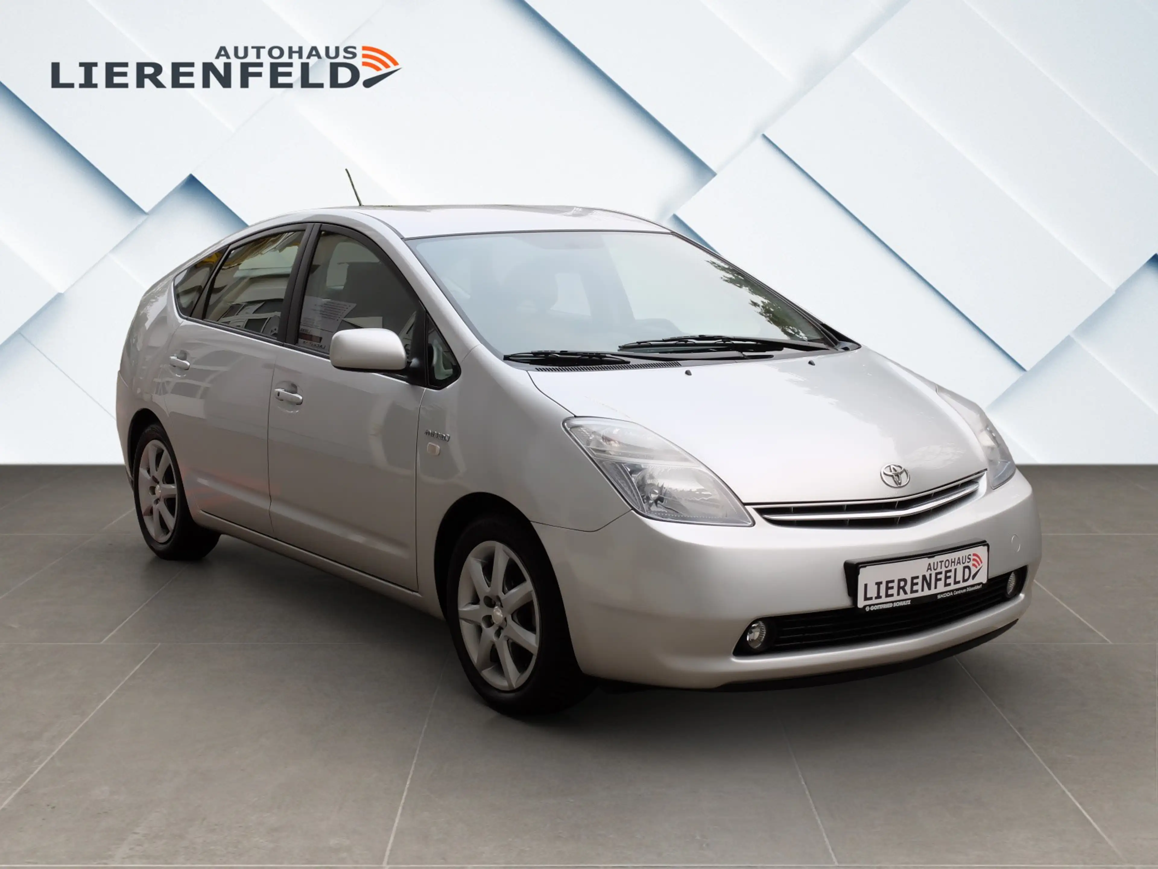 Toyota Prius+ Prius 1.5 Hybrid Executive TOYOTA Scheckheft — photo 6