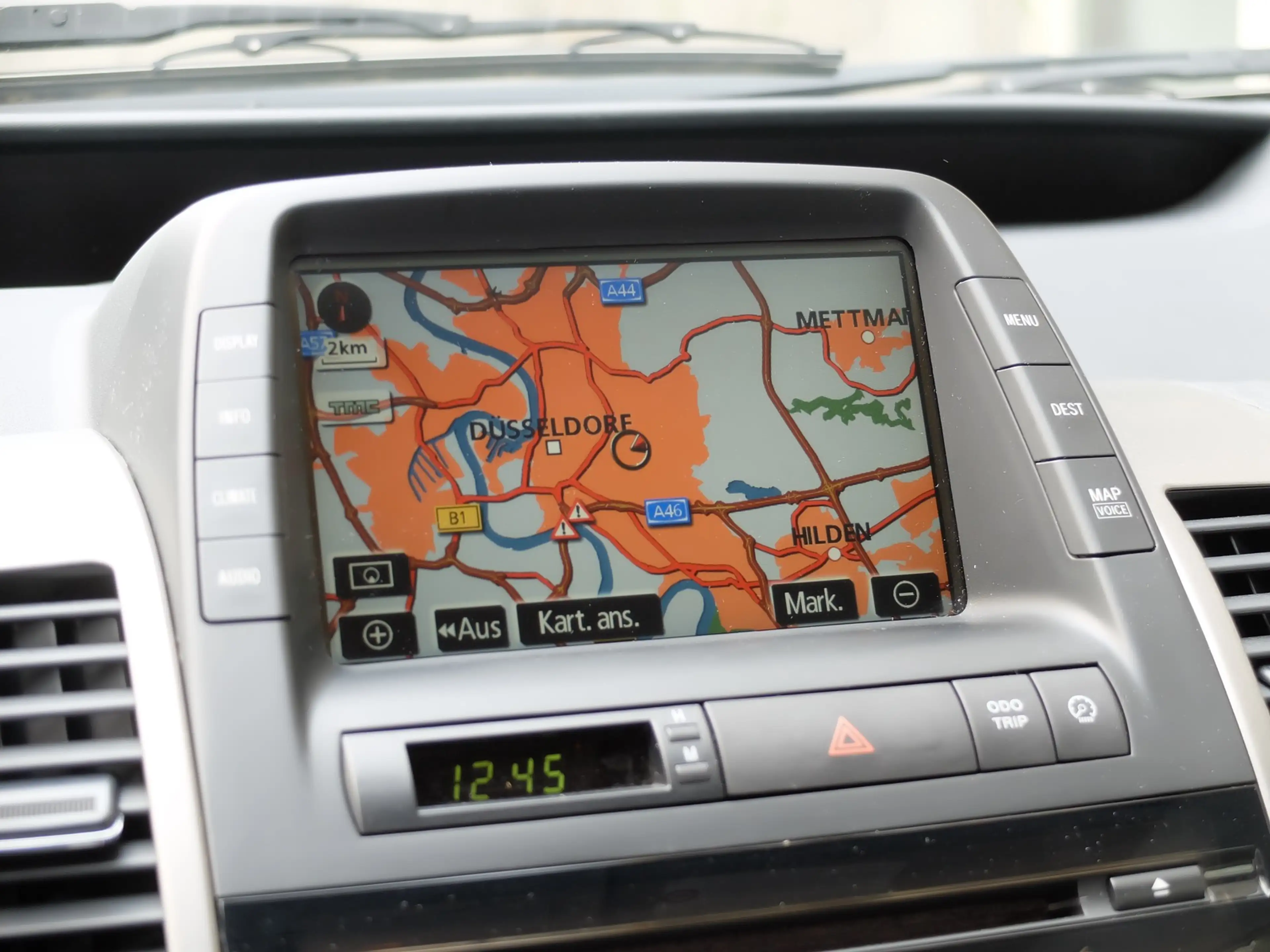 Toyota Prius+ Prius 1.5 Hybrid Executive TOYOTA Scheckheft — photo 8