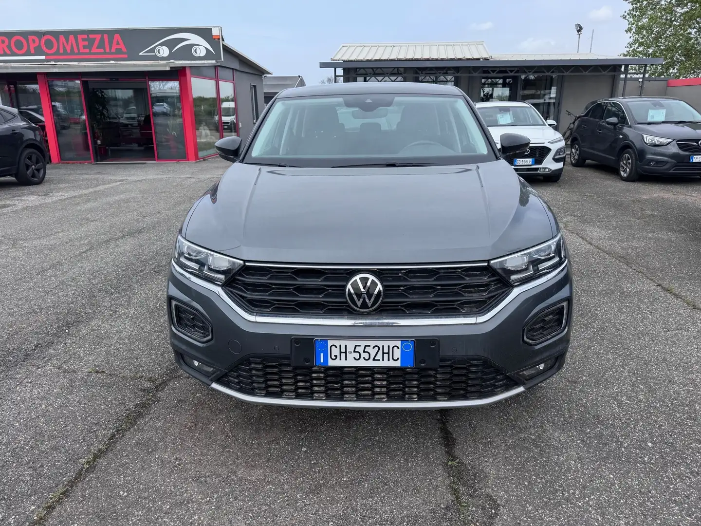 Volkswagen T-Roc 1.0TSI Style BlueMotion VIRTUAL NAVI BI-ZONA ASSIS Grigio - 2