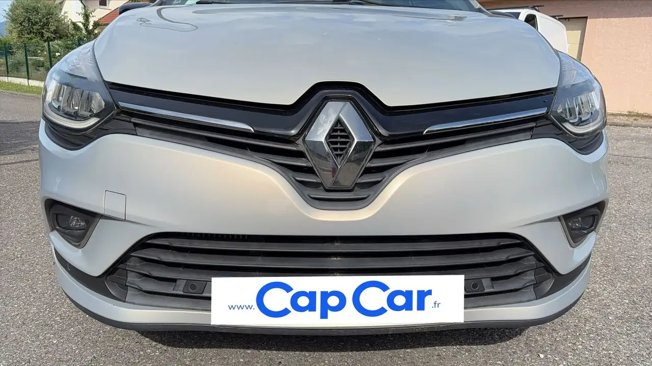 Renault Clio Citadine 3 portes — photo 20