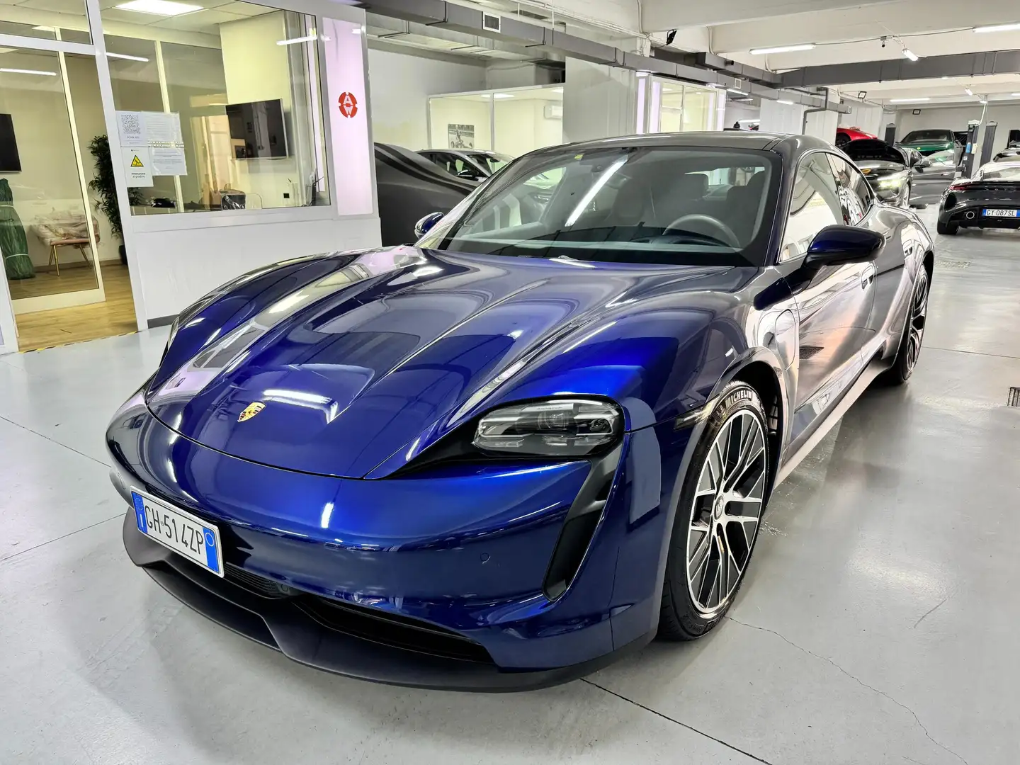 Porsche Taycan 5p.ti Albastru - 2