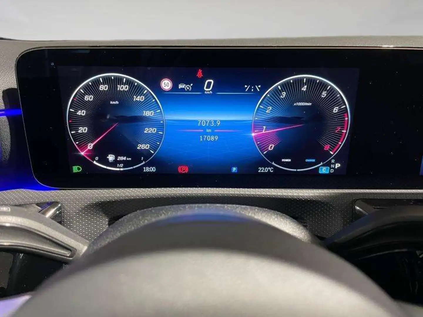 Mercedes-Benz A 200 Classe A AMG LINE Noir - 2