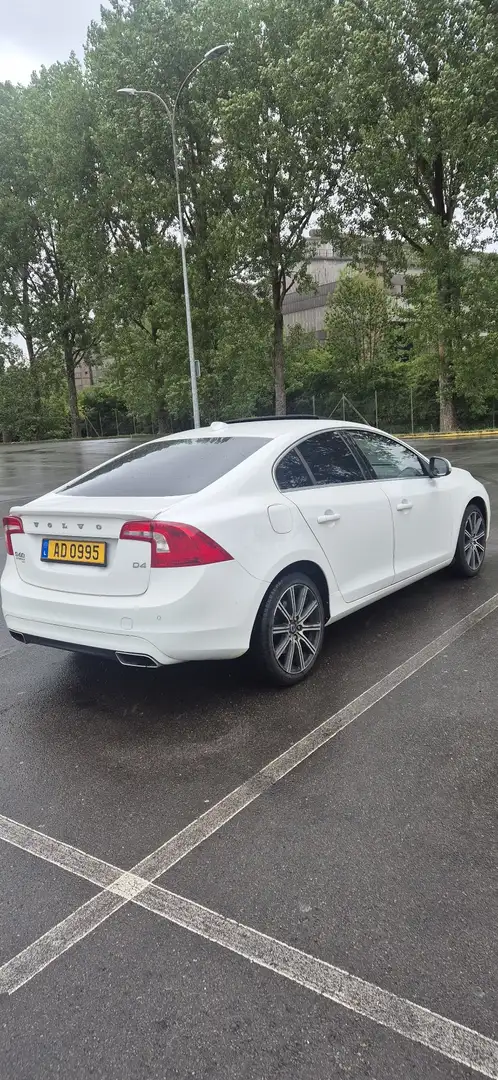 Volvo S60 D4 Momentum - 1
