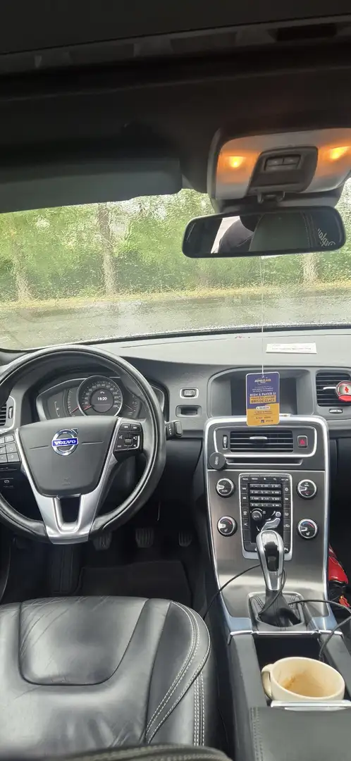 Volvo S60 D4 Momentum - 2