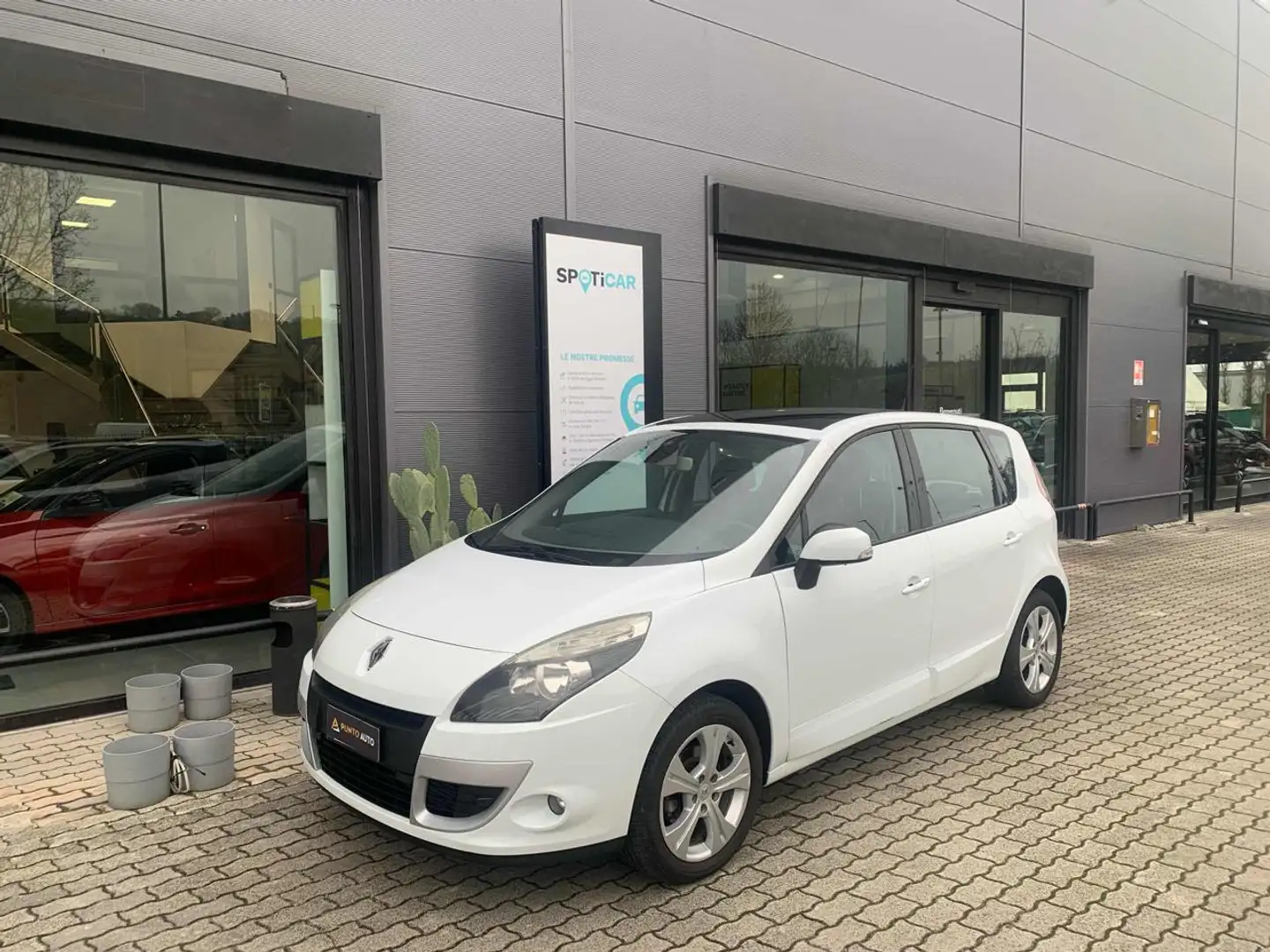 Renault Scenic X-Mod 1.5 dCi 110CV Luxe Blanco - 1