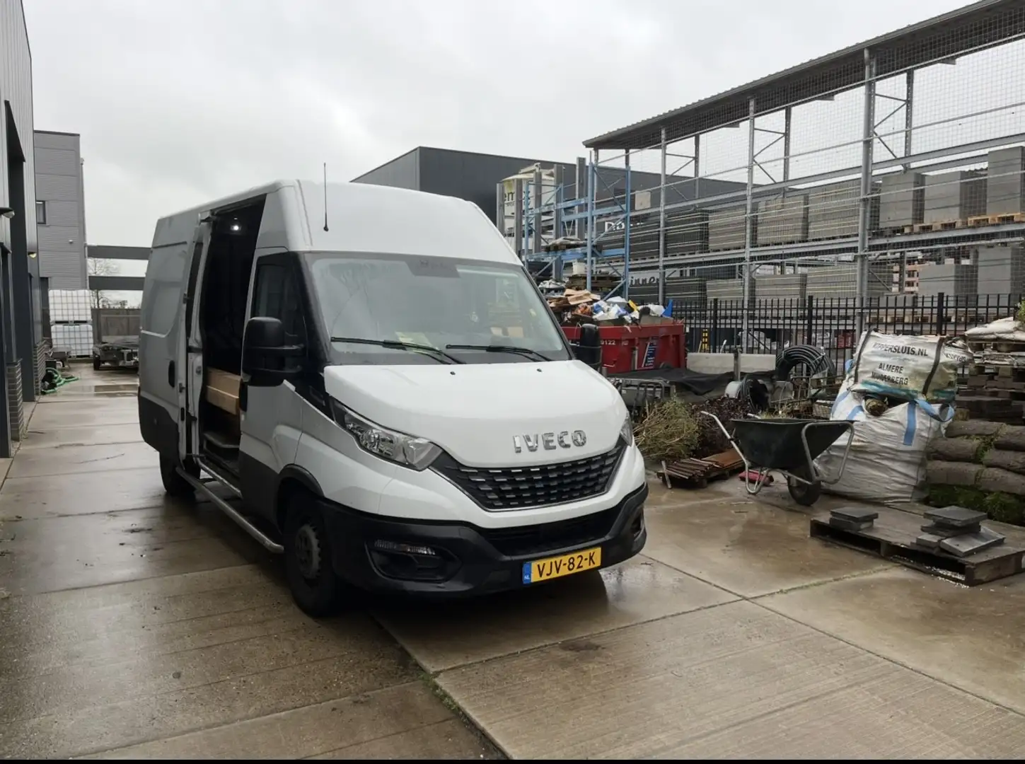 Iveco 35S14V 2.3 352L H3 Biały - 1