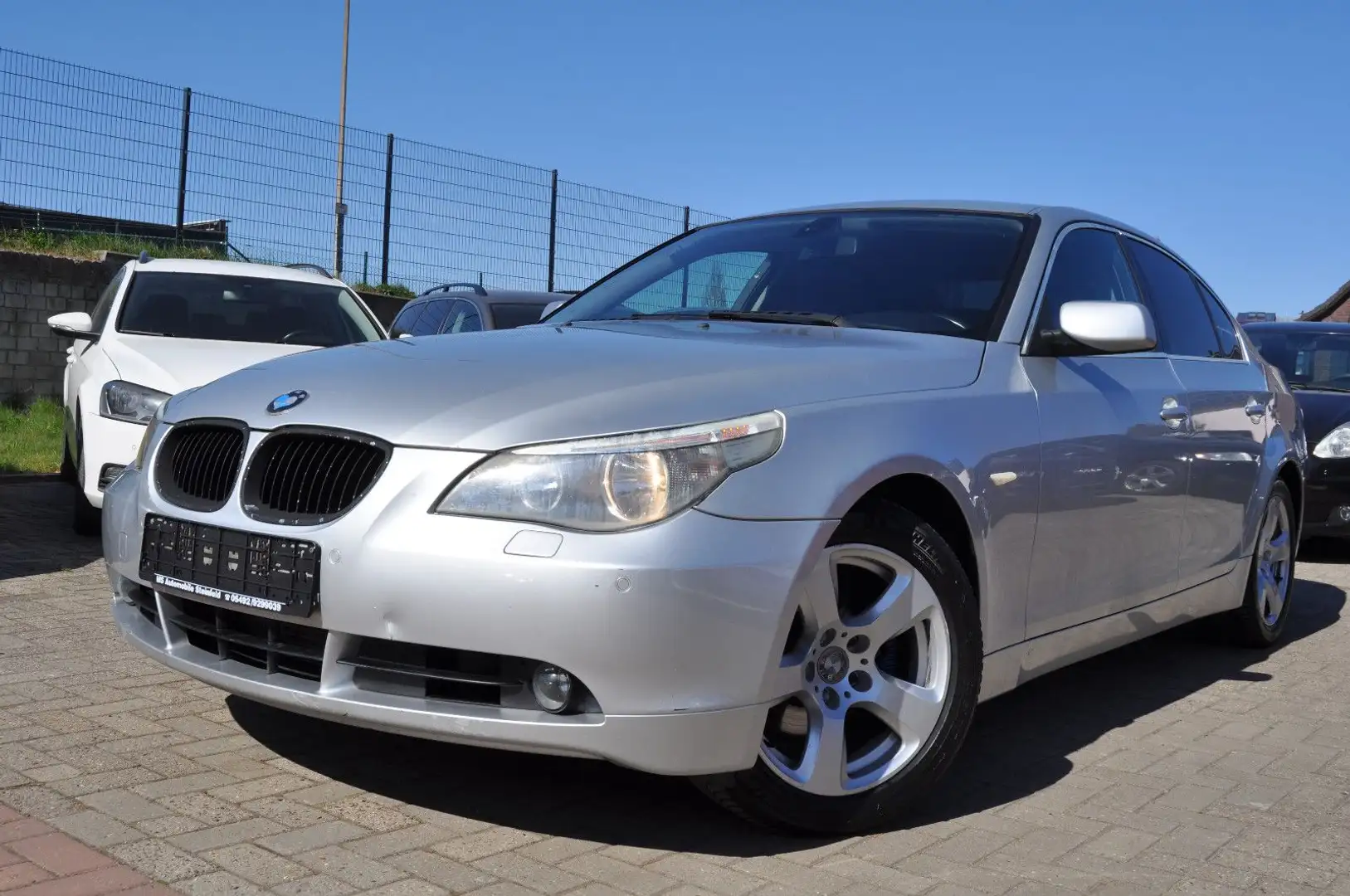 BMW 525 d / LM-FELGEN / ELEK.SITZ / Argent - 1