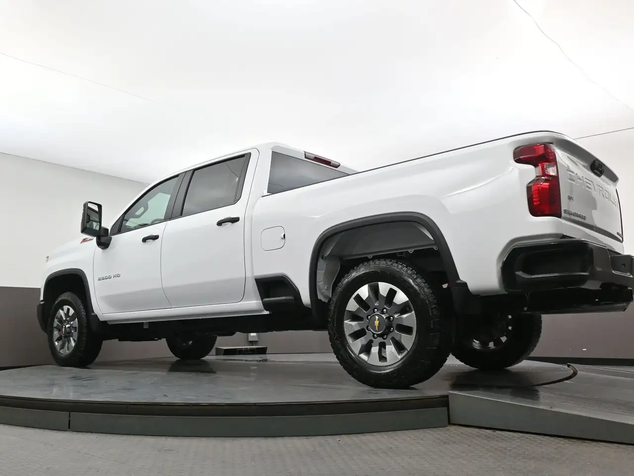 Chevrolet Silverado 2500 снимка Chevrolet Silverado 2500