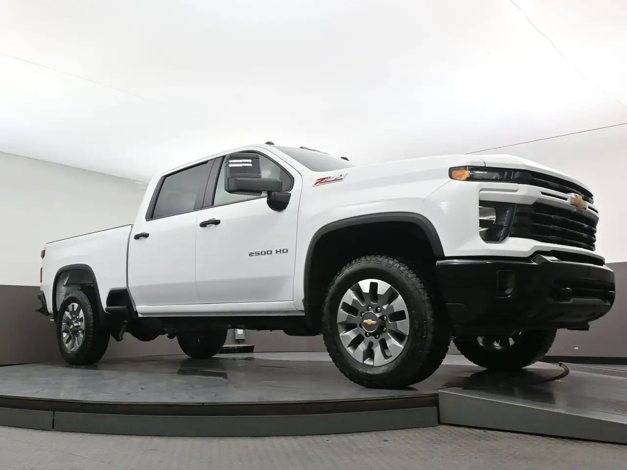 Chevrolet Silverado 2500 снимка Chevrolet Silverado 2500
