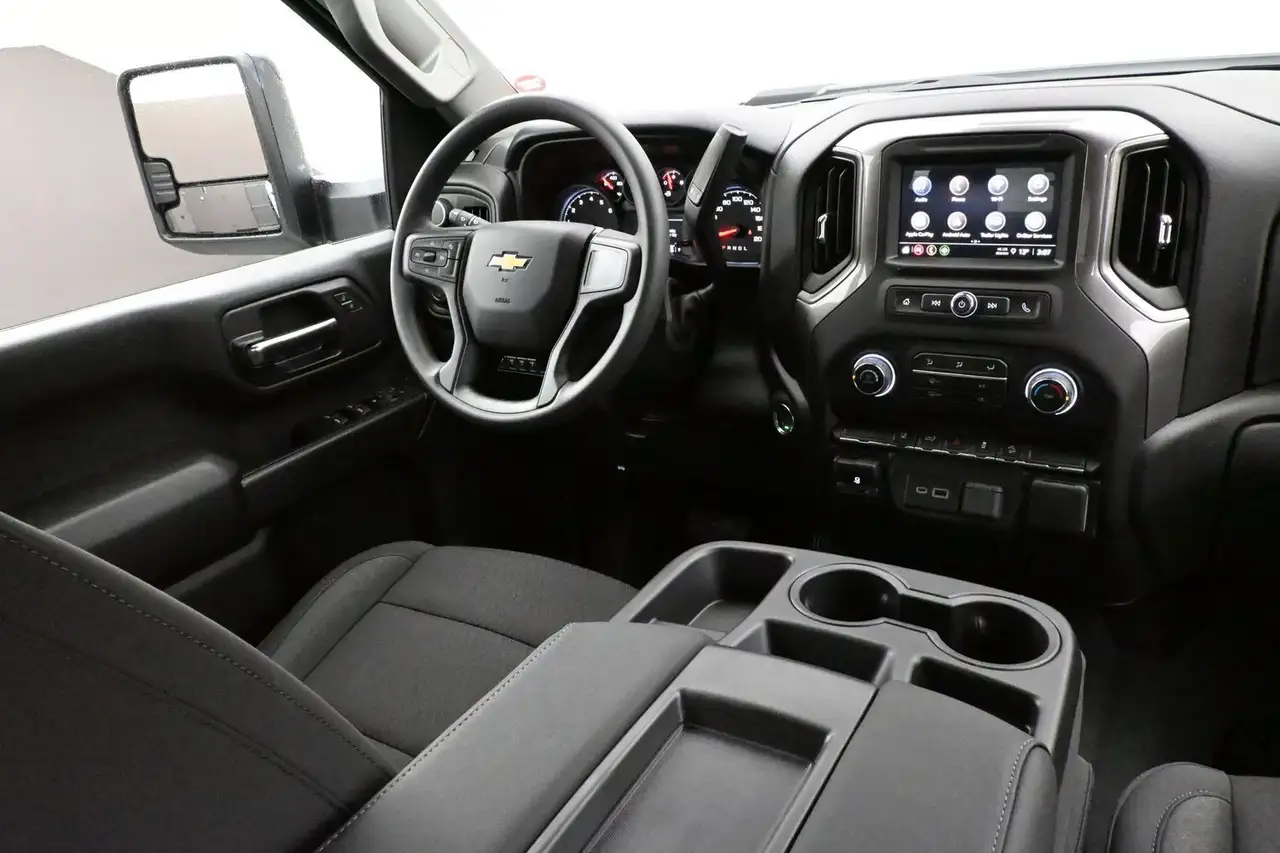 Chevrolet Silverado 2500 снимка Chevrolet Silverado 2500