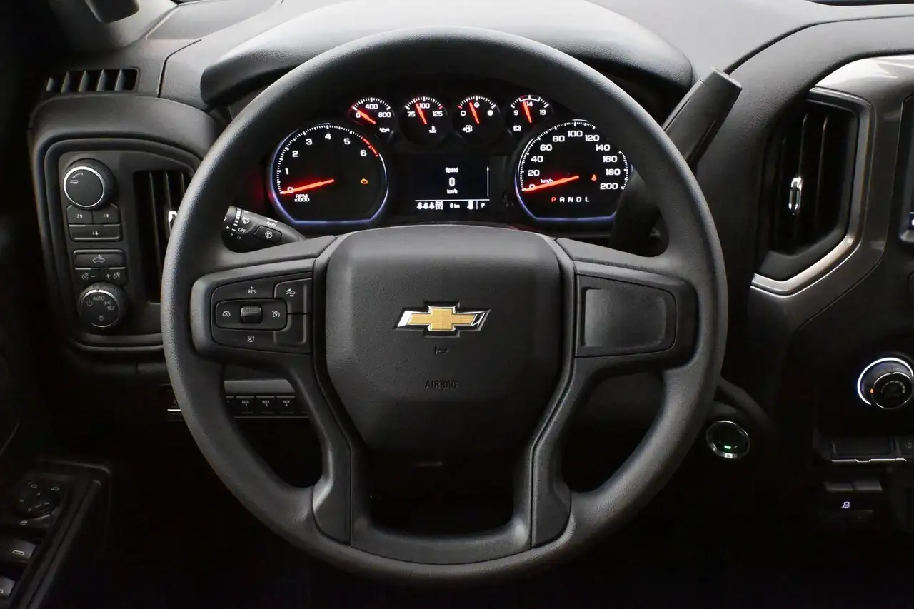 Chevrolet Silverado 2500 снимка Chevrolet Silverado 2500