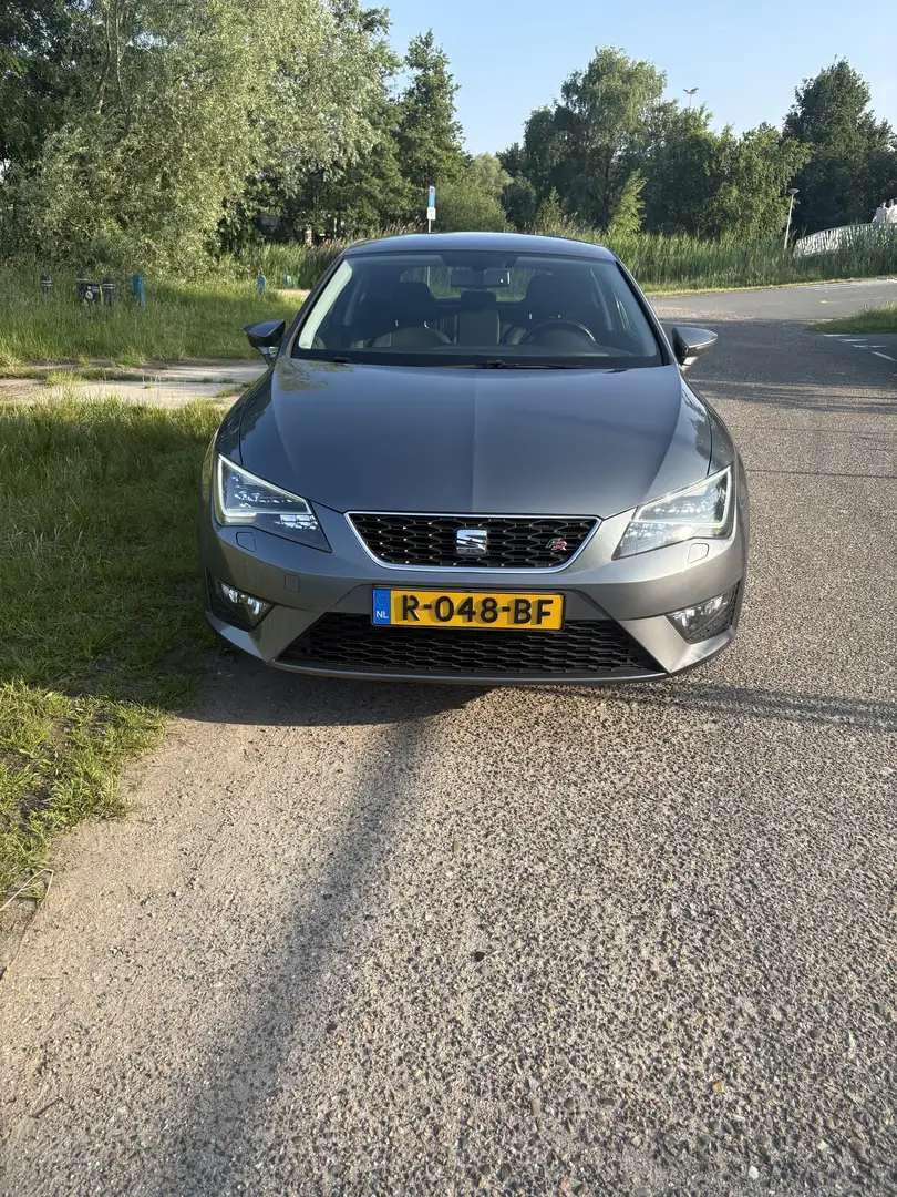 SEAT Leon 1.4 EcoTSI FR Grijs - 1