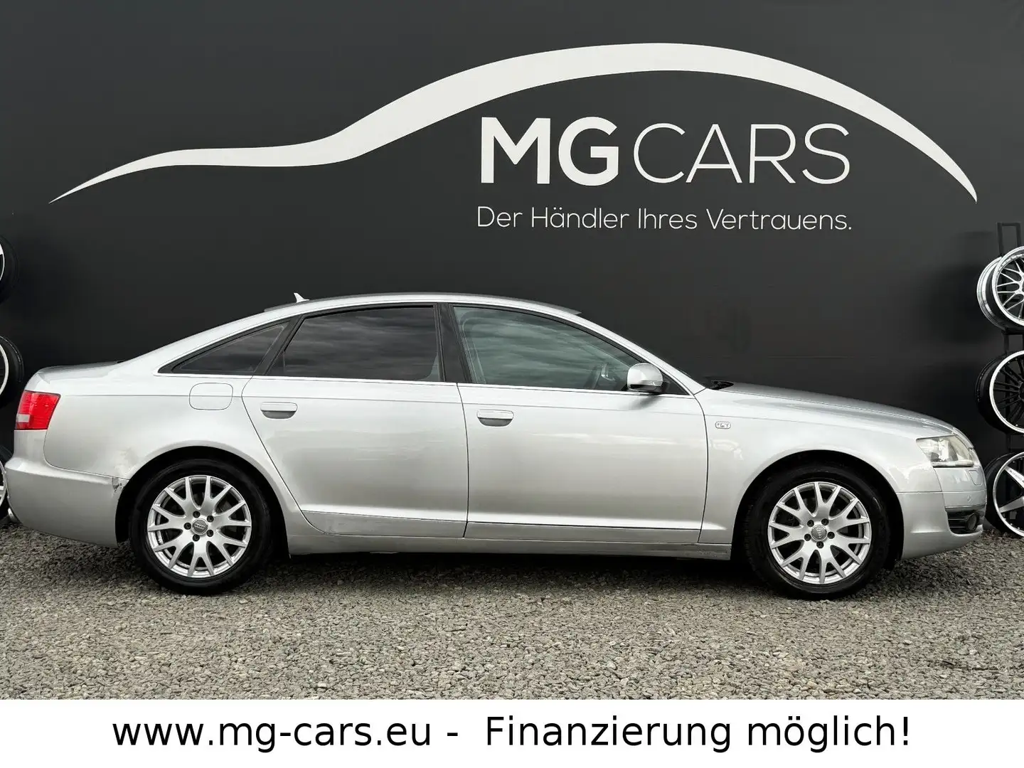 Audi A6 ~Limousine~2.4~Vollleder~Xenon~Navi~Automatik! Argent - 2