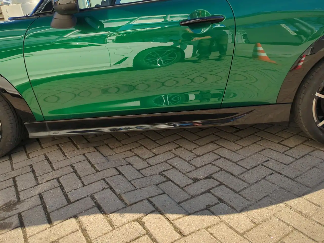 MINI John Cooper Works John Cooper Works Trim 16