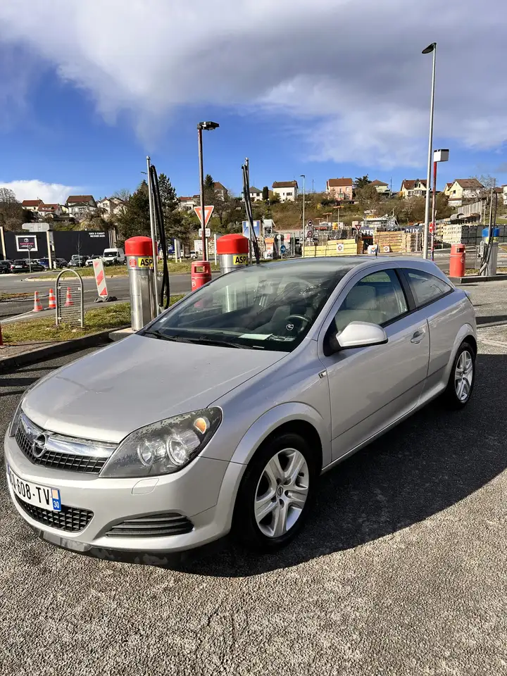 Opel Astra GTC 1.7 CDTI - 110 FAP ecoFLEX Cosmo Pan