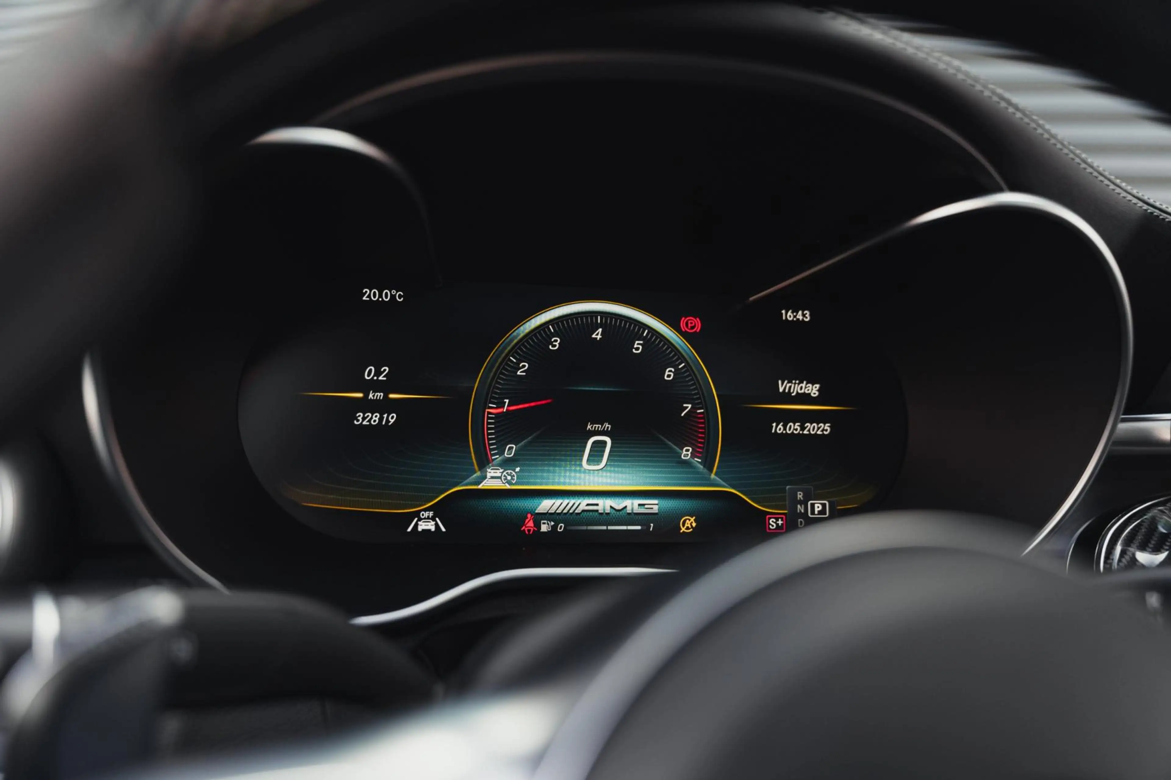 Mercedes-Benz C 63 AMG S 510PK Facelift|Pano|Keramisch|Kuipstoelen |Carbo — photo 14