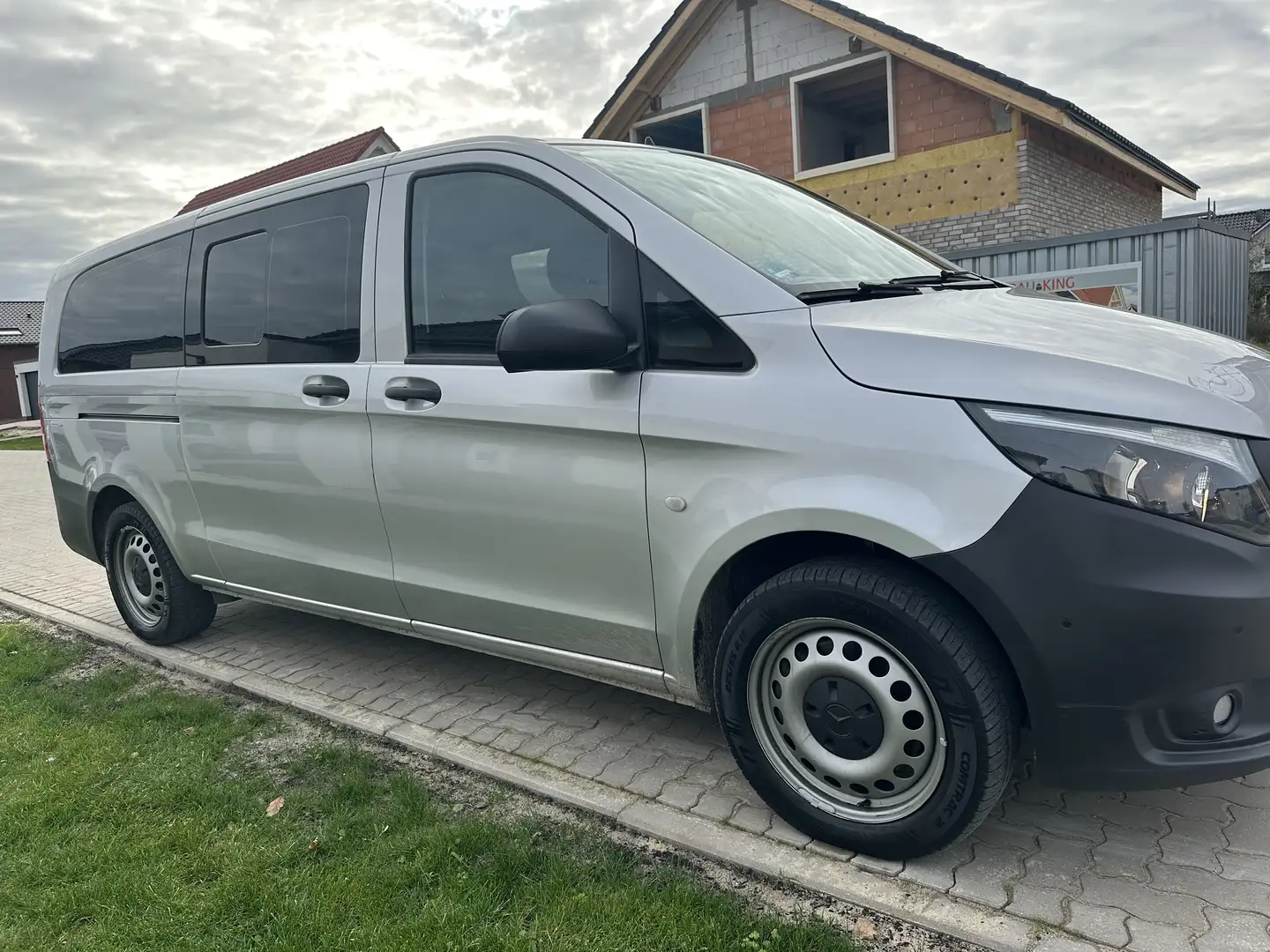 Mercedes-Benz Vito Vito 116 extralong version 4x4 Silber - 2