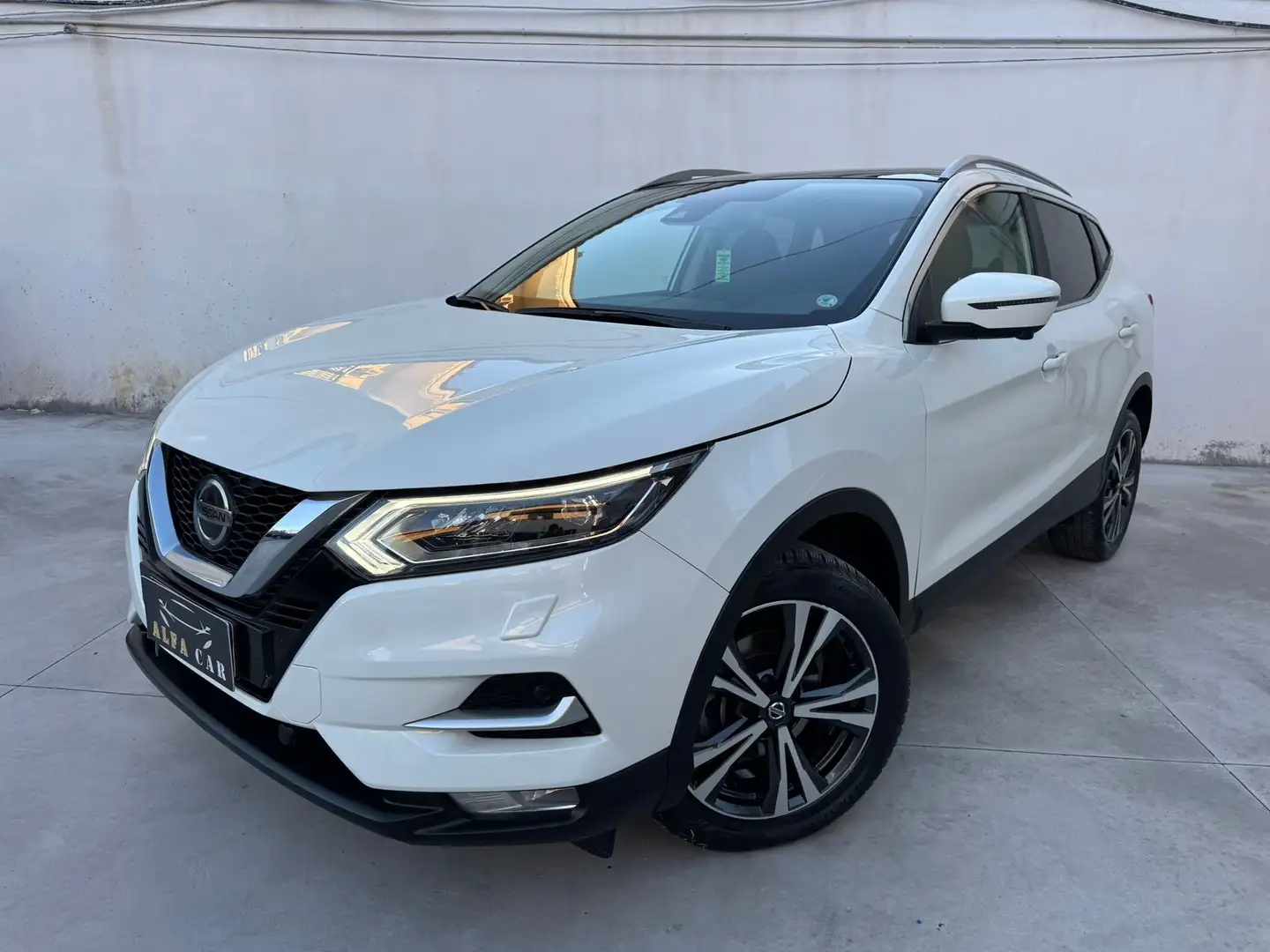 Nissan Qashqai Qashqai 1.5 dci Tekna+ 115cv 2020 Blanc - 1