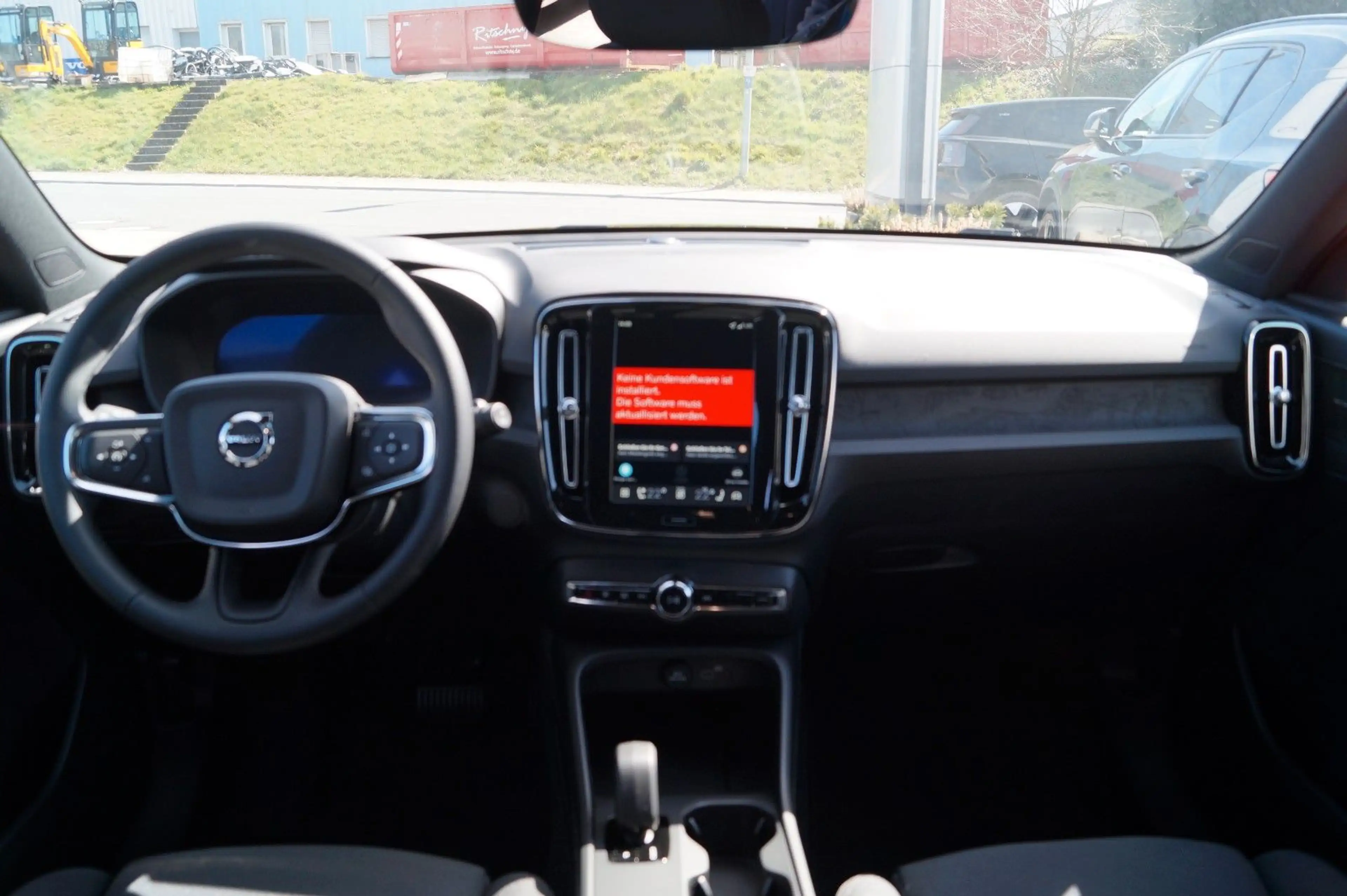 Volvo EX40 Twin AWD Plus Black Edition Aut./360°/20" — photo 10