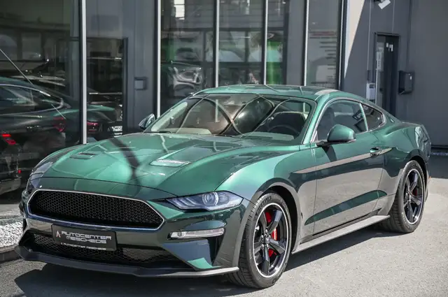 Ford Mustang view 2