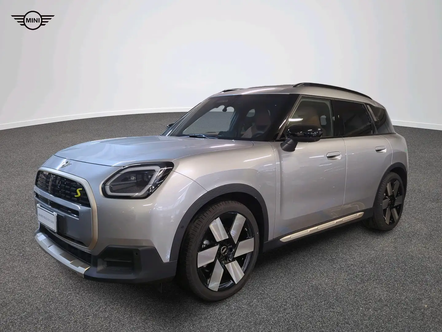MINI Countryman S All4 All-Electric MINI Countryman SE ALL4 Сірий - 1