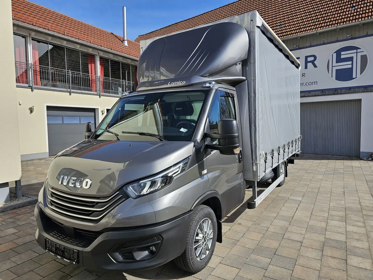 Iveco Daily 35S21HA8V Hi-Matic LBW AIR PRO AHK Navi Grau - 2
