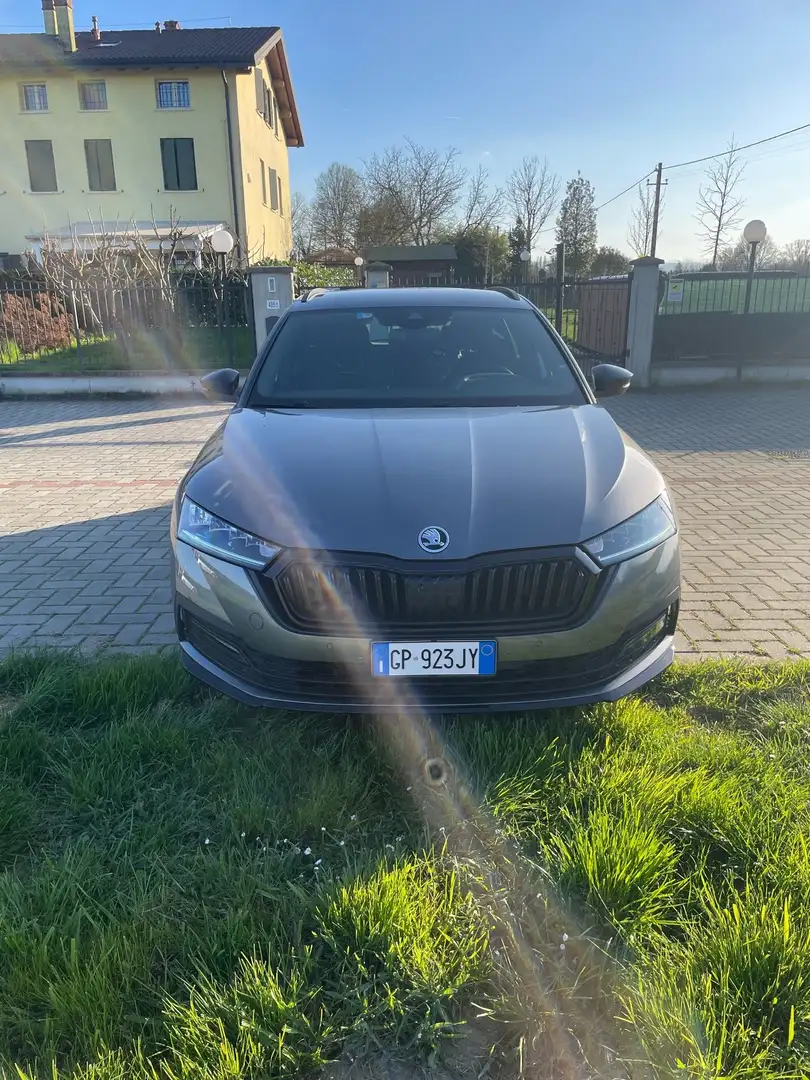 Skoda Octavia Wagon 2.0 tdi evo Sportline 150cv dsg - 1