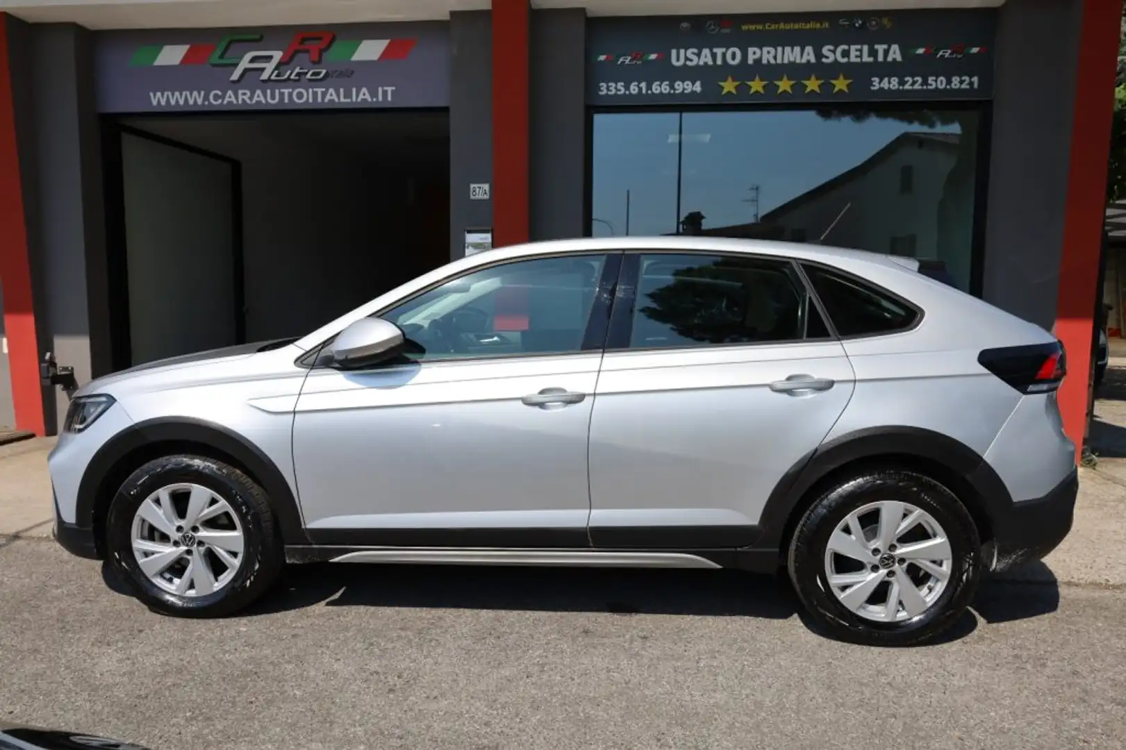 Volkswagen Taigo 1.0 TSI 95CV Life NEOPATENTATI Navi ACC Radar LED Argent - 2