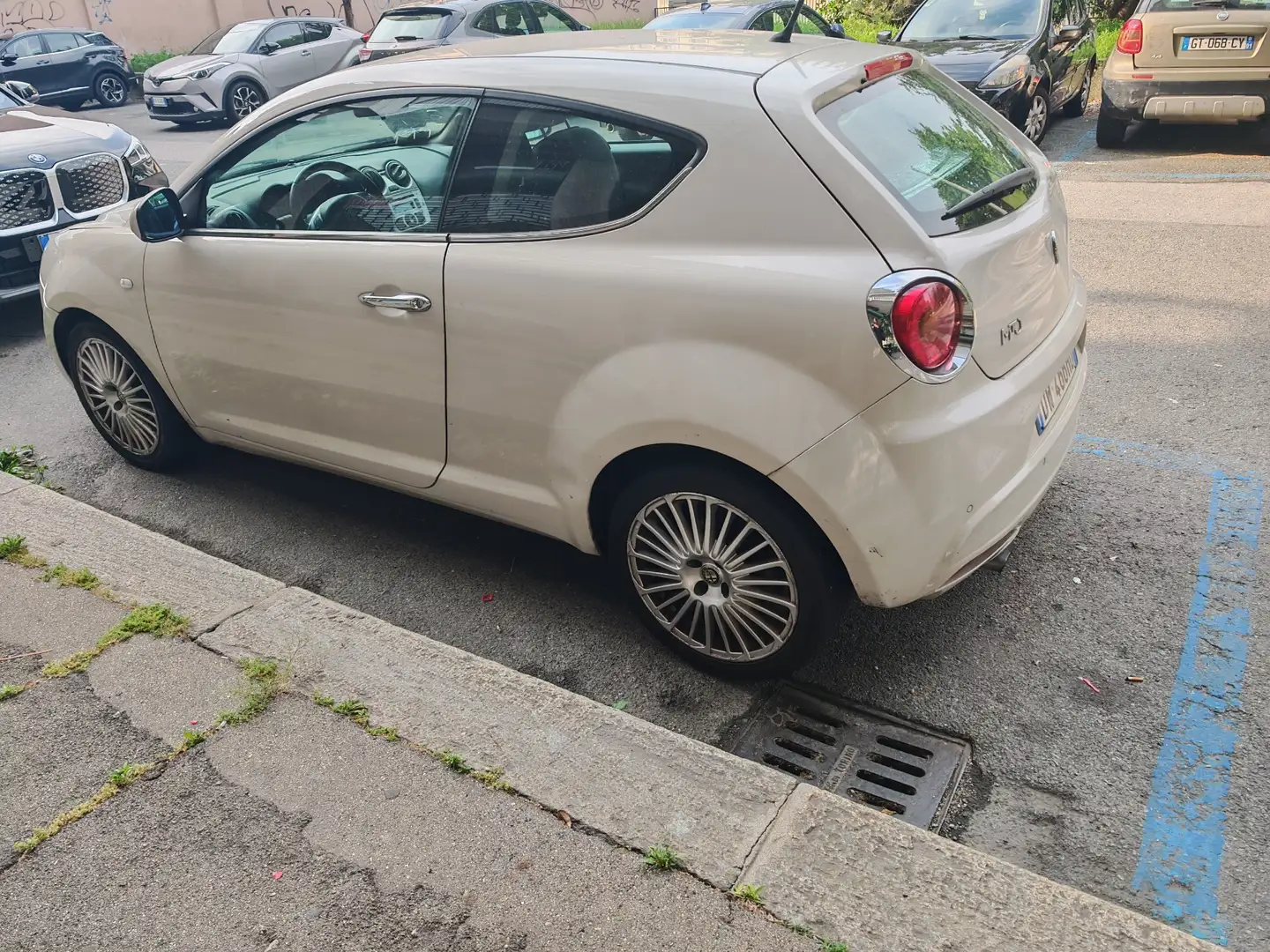 Alfa Romeo MiTo 1.6 jtdm Distinctive 120cv - 1