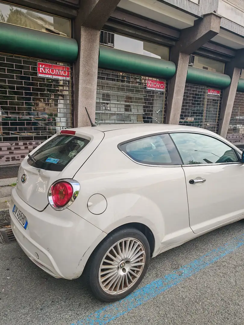 Alfa Romeo MiTo 1.6 jtdm Distinctive 120cv - 2
