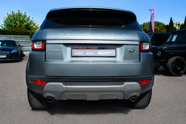 Land Rover Range Rover Evoque view 4