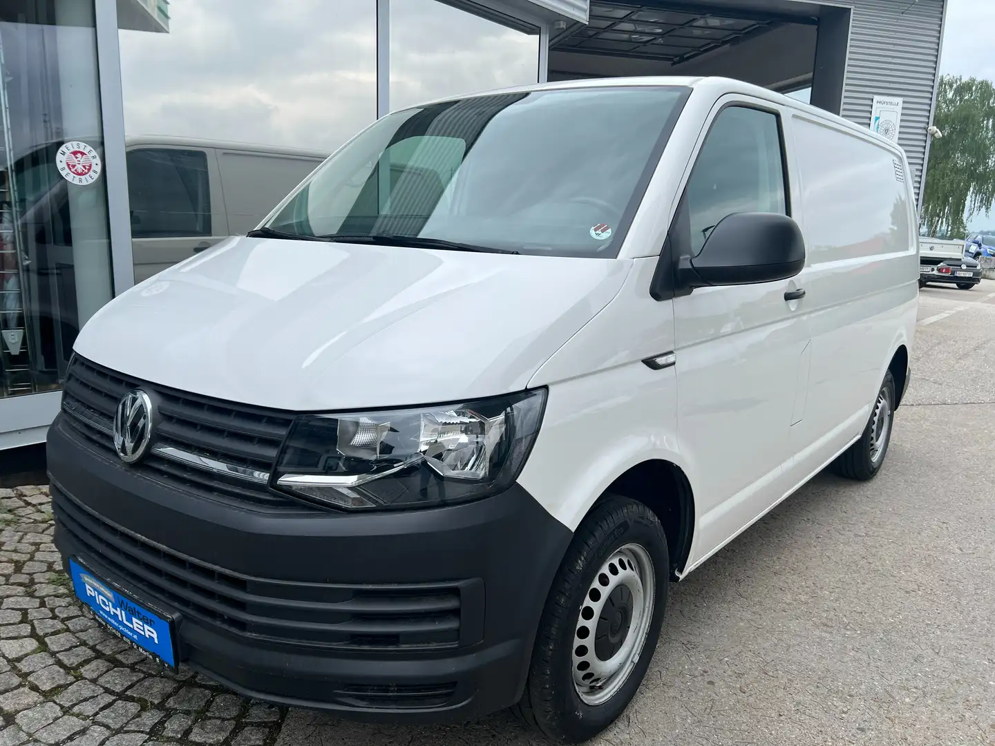 Volkswagen T6 Transporter Kastenwagen TDI Weiß - 1