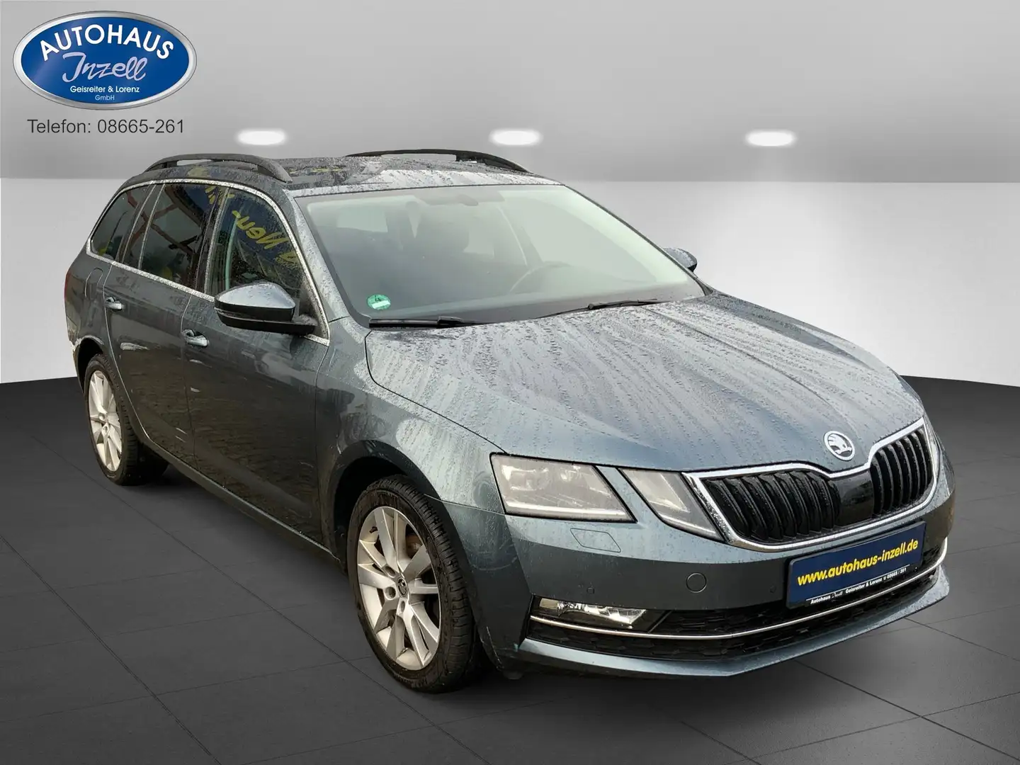 Skoda Octavia Style,AHK,SHZ,Tempom.,Einparkh. vo+hi, Navi,Smartl Gris - 1