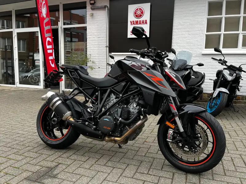 KTM 1290 Super Duke R