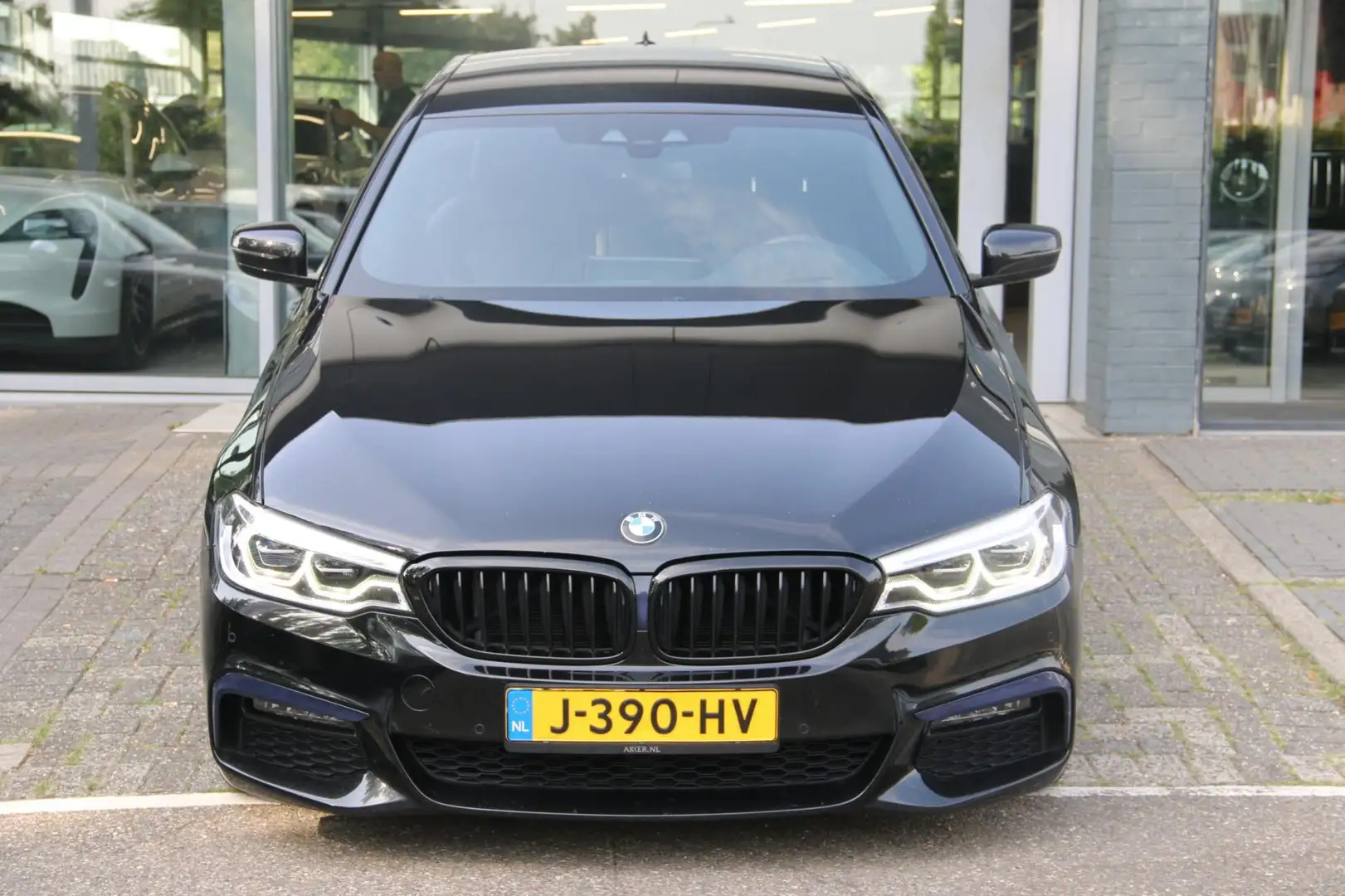 BMW 530 5-serie 530i High Executive DEALER OND. BTW-AUTO M Schwarz - 2